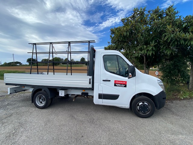 Nissan Interstar